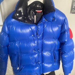 Limited Edition Red Patch Moncler Mens Puffer Jacket